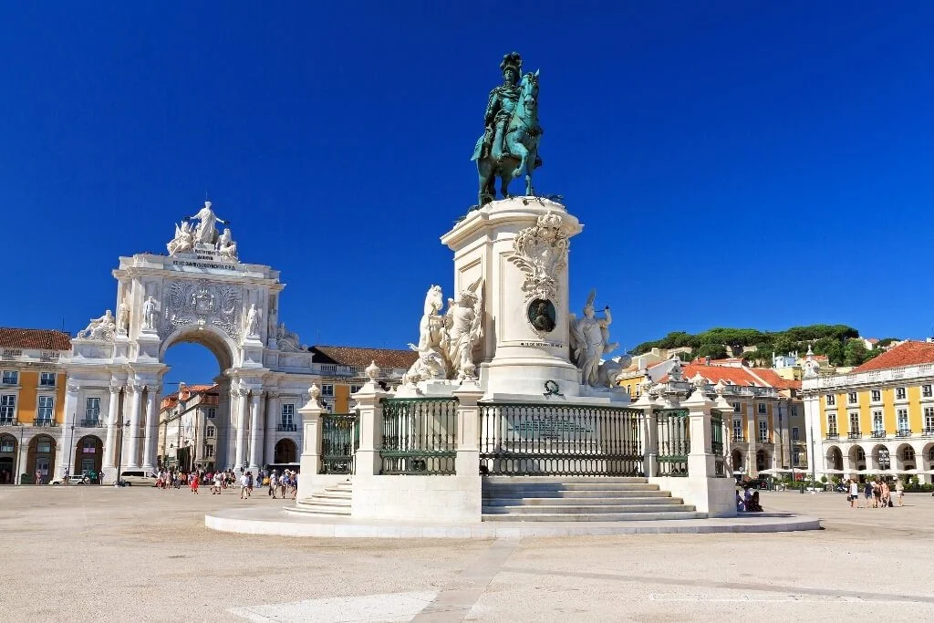 Viaje a Portugal al completo y Norte de España 14 días desde Barcelona